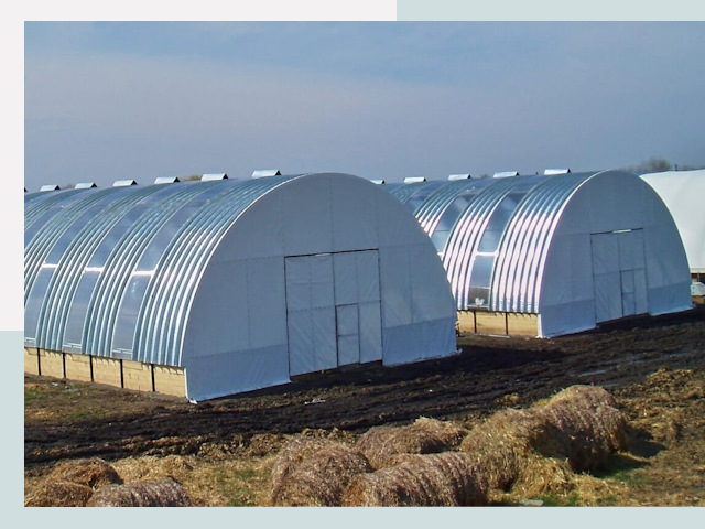 Сельскохозяйственные здания в Карасуке