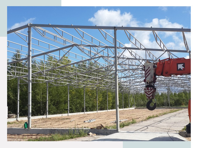 Строительство конюшен в Карасук от 609 руб. под ключ