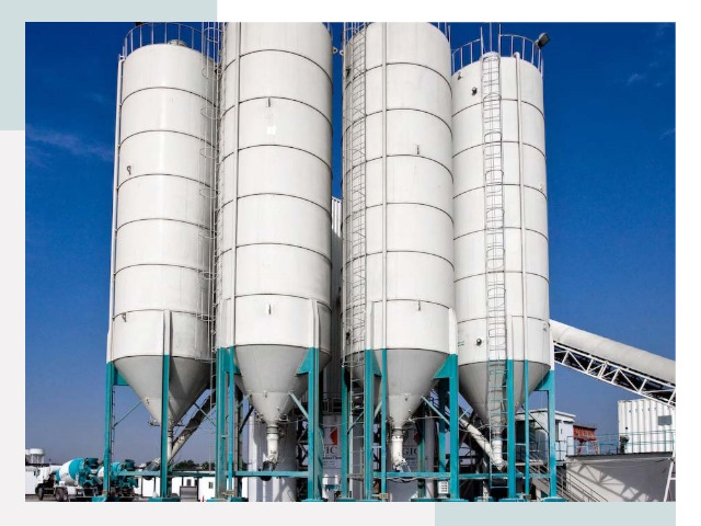 Строительство цементных силосов в Карасуке